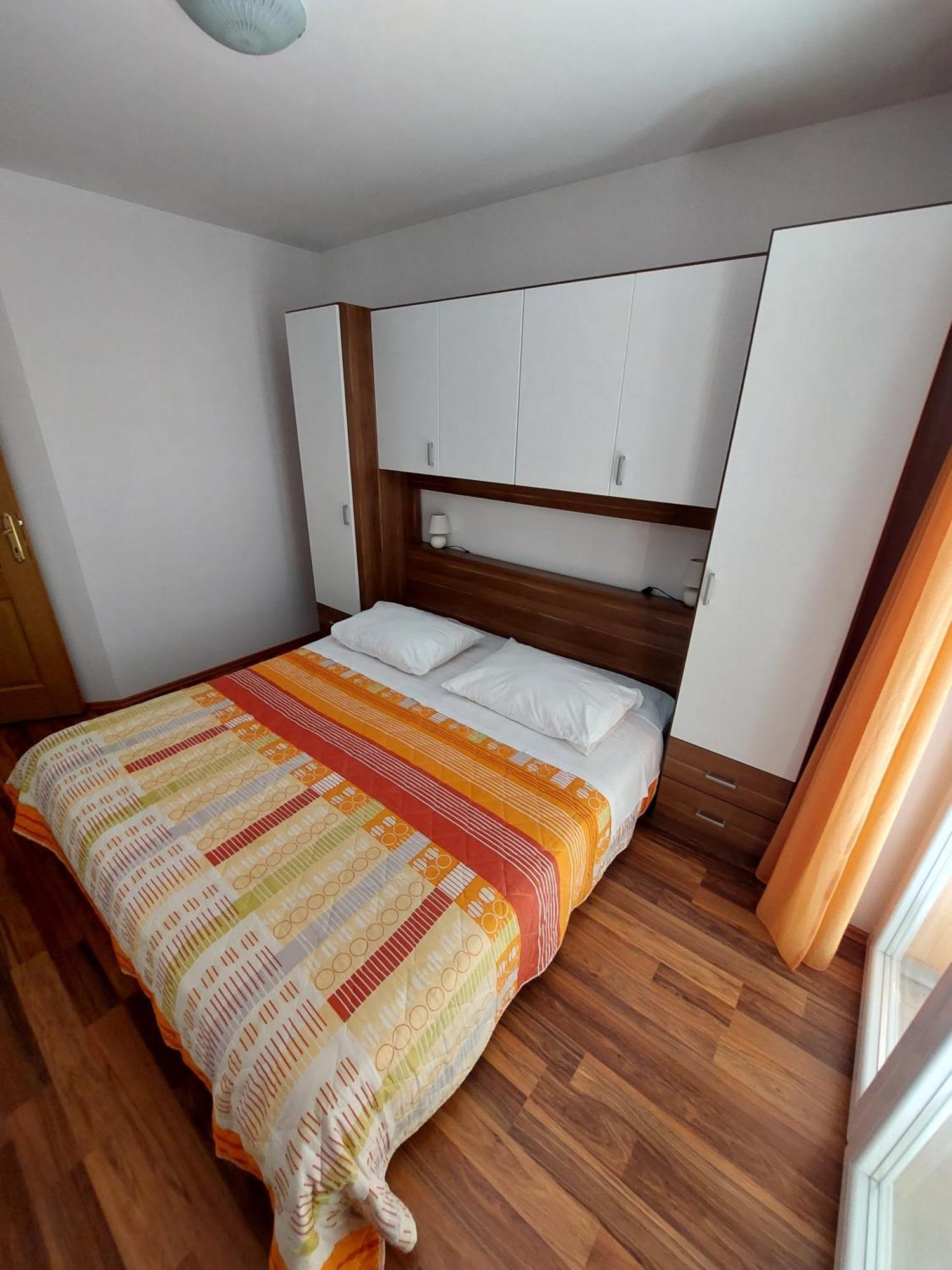 Apartments Palit Rab Town Dış mekan fotoğraf