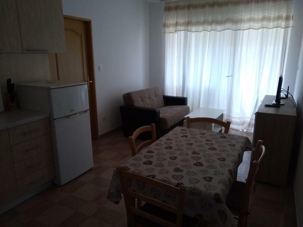Apartments Palit Rab Town Dış mekan fotoğraf