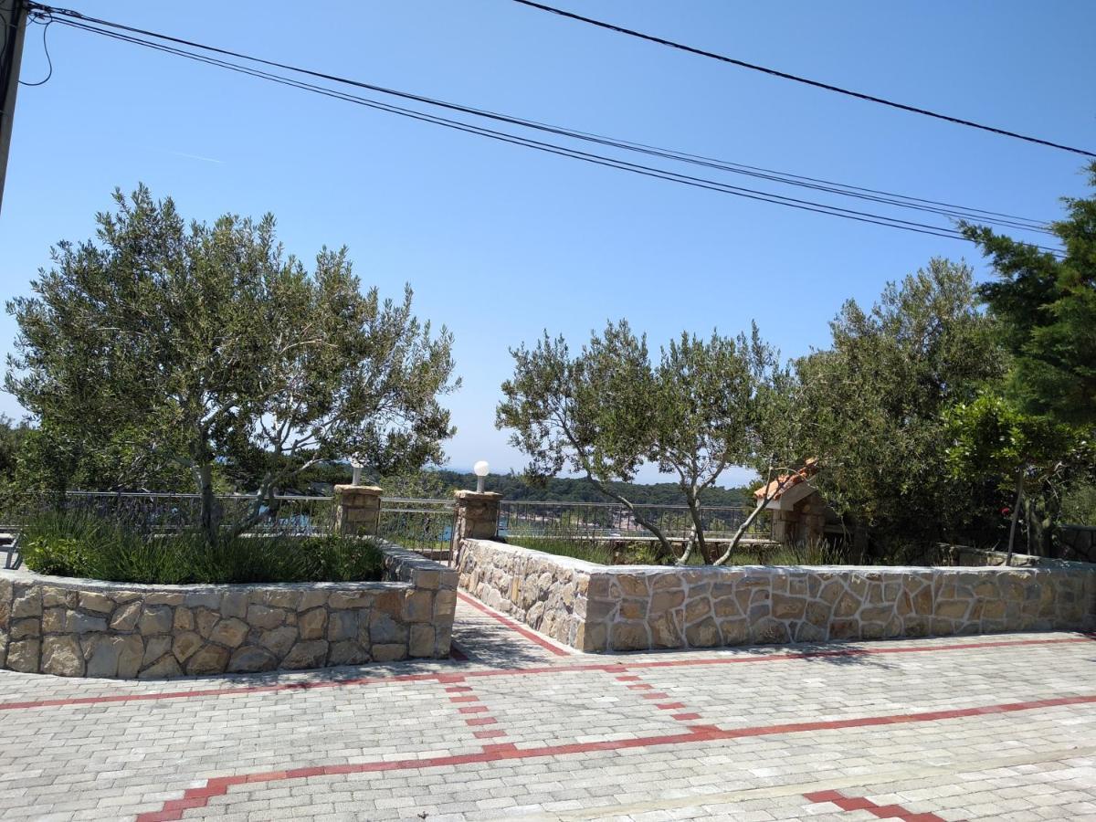 Apartments Palit Rab Town Dış mekan fotoğraf