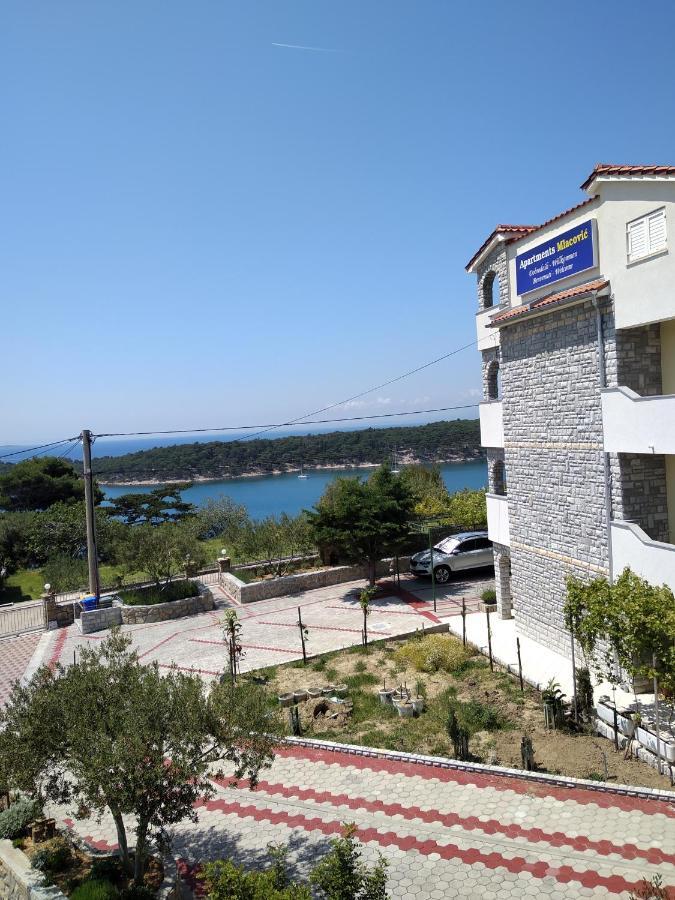 Apartments Palit Rab Town Dış mekan fotoğraf